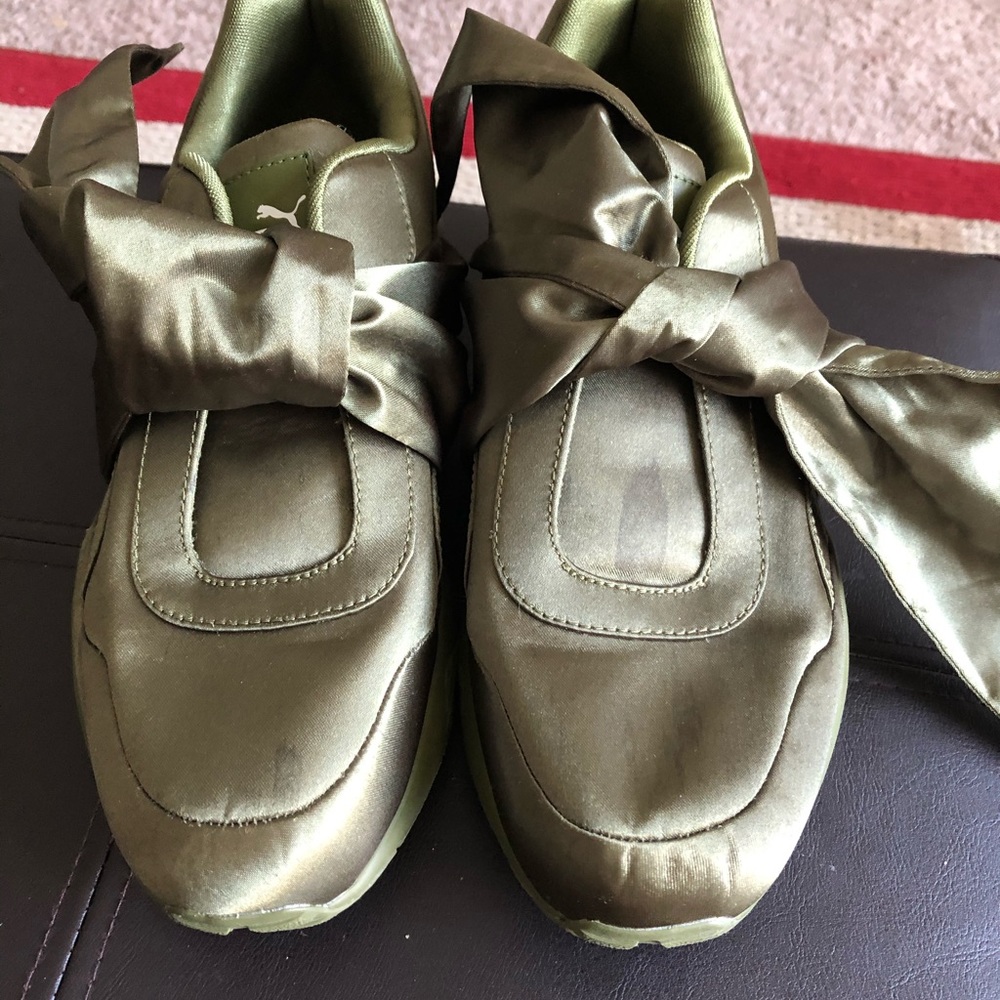 Puma Woman’s Bow Sneaker Fenty By Rihanna - Picture 5 of 5